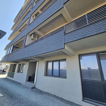 Mamaia Sat Spatios Cu Parcare Privata Greenland 公寓